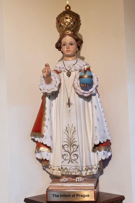 St L Nave 1 Infant of Prague 1